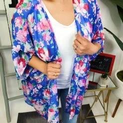 Iris & Rainbow Boutique #M717 Pretty Garden Kimono