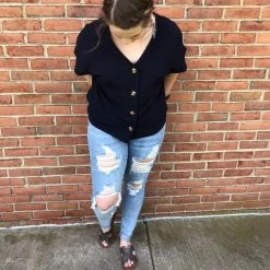 Iris & Rainbow Boutique #A104 We Meet Again Top