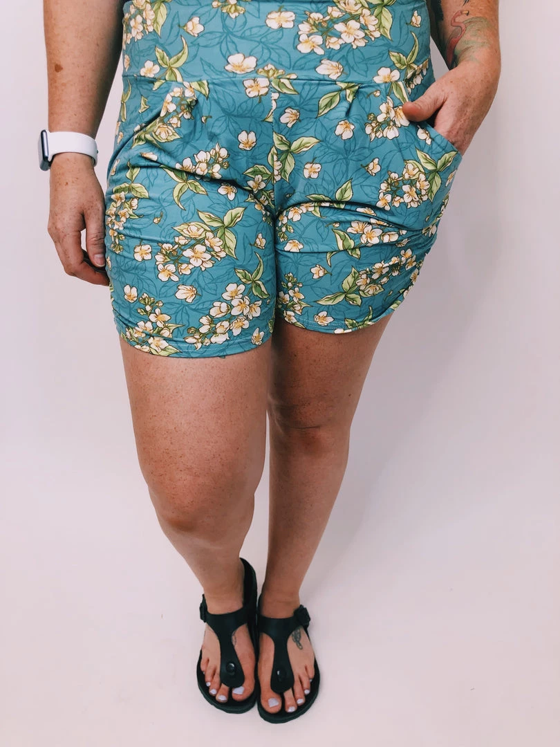 Iris & Rainbow Boutique #K316 Bahama Breeze Harem Shorts 5 Iris & Rainbow Boutique #K316 Bahama Breeze Harem Shorts
