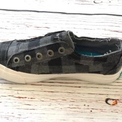 Iris & Rainbow Boutique #C88 Into The Woods Gray Check Plaid Shoes