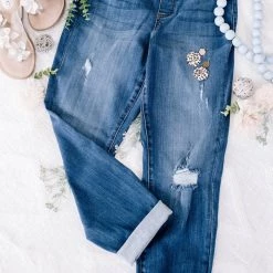 Iris & Rainbow Boutique #L881 Secrets From A Girl Judy Blue Jeggings