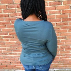 Iris & Rainbow Boutique New Arrivals #K663 Simply Sophisticated Long Sleeve Top (Teal)