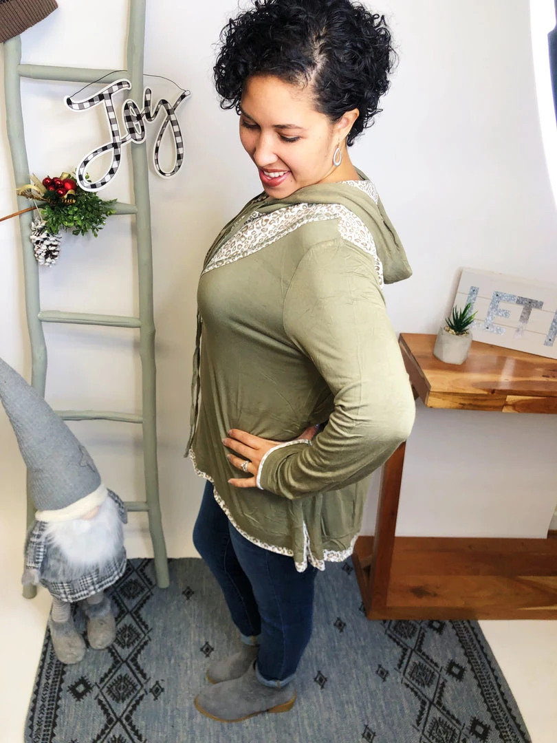 Iris & Rainbow Boutique #L557 Pretty Leopard Top 6 Iris & Rainbow Boutique #L557 Pretty Leopard Top