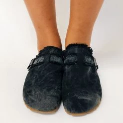 Iris & Rainbow Boutique K550 Livin' The Dream Picnic Shoes (Acid Wash Black) 9 Iris & Rainbow Boutique K550 Livin' The Dream Picnic Shoes (Acid Wash Black)