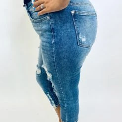 Iris & Rainbow Boutique #K442 Run The World Judy Blue Skinny Capri