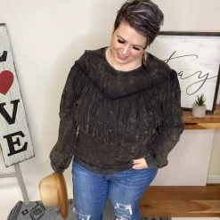 Iris & Rainbow Boutique New Arrivals #L544 Bend The Trend Top