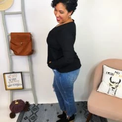 Iris & Rainbow Boutique #K781 Making The Most Of It Top (BLACK)