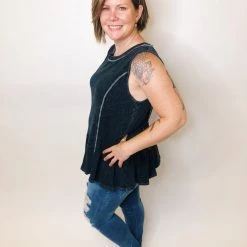 Iris & Rainbow Boutique New Arrivals #K389 Ruffle My Night