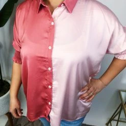 Iris & Rainbow Boutique #M552 Kiss My Lips Top New Arrivals