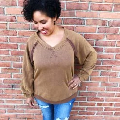 Iris & Rainbow Boutique New Arrivals #L334 Fall On Me POL Pullover (Chocolate)