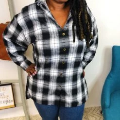 Iris & Rainbow Boutique #K864 Time For Plaid Button Down Top (WHITE/BLACK) New Arrivals