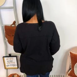 Iris & Rainbow Boutique New Arrivals #K956 Sweet Escape Long Sleeve Top (Black)