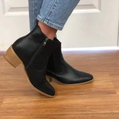 Iris & Rainbow #H97 Best Of All Black Booties New Arrivals