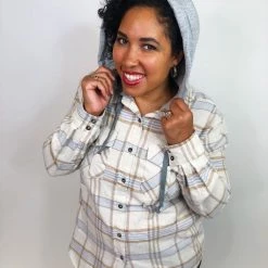 Iris & Rainbow Boutique #K694 Striped Flannel Top (BLUE) 27 Iris & Rainbow Boutique #K694 Striped Flannel Top (BLUE)