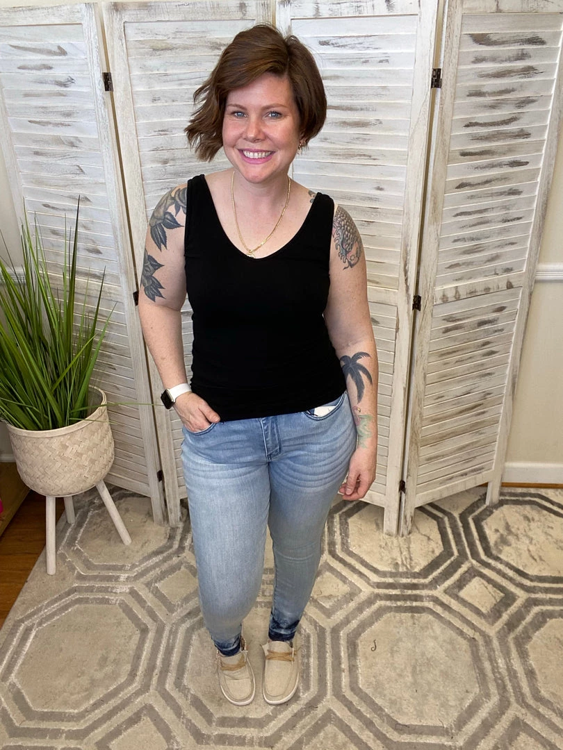 Iris & Rainbow Boutique New Arrivals #J695 Just The Tip Dip Non-Distressed Skinny Judy Blue Jeans 5 Iris & Rainbow Boutique New Arrivals #J695 Just The Tip Dip Non-Distressed Skinny Judy Blue Jeans