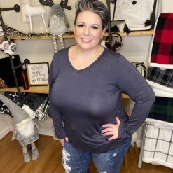 Iris & Rainbow Boutique New Arrivals #Q05 Kaylee's Long Sleeve Top (Violet)