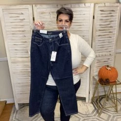 Iris & Rainbow Boutique #K814 Squad Goals Judy Blue Mom Jeans