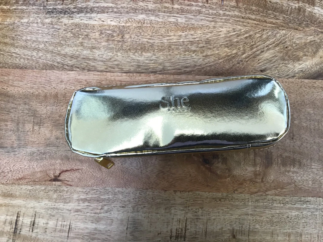 Iris & Rainbow Boutique #763 She Makeup Brush Bag New Arrivals 4 Iris & Rainbow Boutique #763 She Makeup Brush Bag New Arrivals