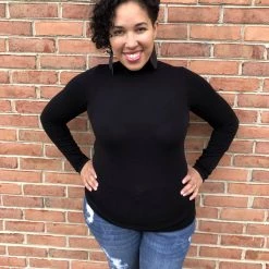 Iris & Rainbow Boutique #H101 Sammy's Turtleneck Top (Black)