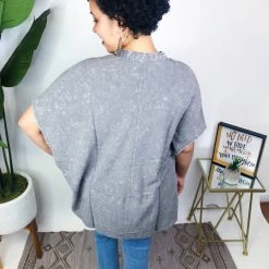 Iris & Rainbow Boutique #M594 Loose In Grey Top
