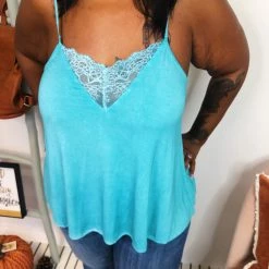 Iris & Rainbow Boutique #K987 Secrets Of The Lace POL Top (Aqua)