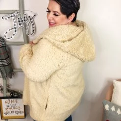 Iris & Rainbow Boutique New Arrivals #L265 Winter Strolls Sherpa Hoodie Jacket (Oatmeal)