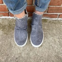 Iris & Rainbow Boutique New Arrivals #C169 Zip Up The Gray Skies High Top Shoes