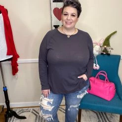 Iris & Rainbow Boutique #H826 The Edge Of The World Top New Arrivals