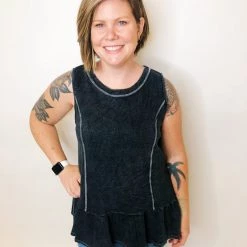 Iris & Rainbow Boutique New Arrivals #K389 Ruffle My Night