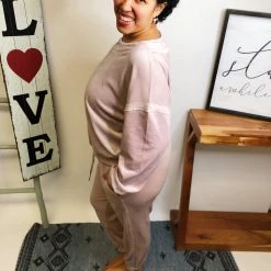 Iris & Rainbow Boutique #L569 Feels Like A Dream Joggers (Blush) New Arrivals