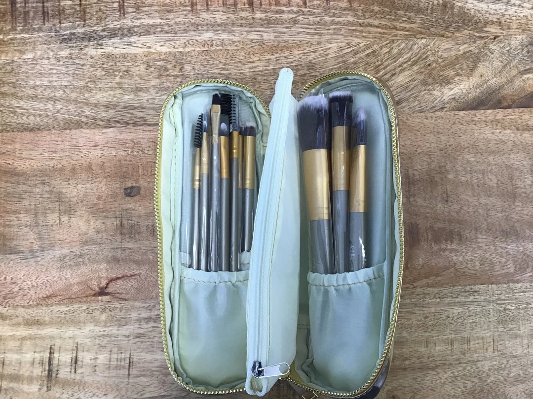 Iris & Rainbow Boutique #763 She Makeup Brush Bag New Arrivals 3 Iris & Rainbow Boutique #763 She Makeup Brush Bag New Arrivals