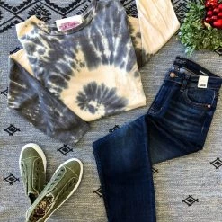 Iris & Rainbow Boutique New Arrivals #H61 Waterfall Tie Dye Top