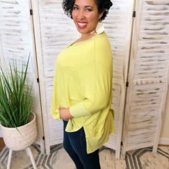 Iris & Rainbow Boutique #J913 Corona & Lime Top New Arrivals