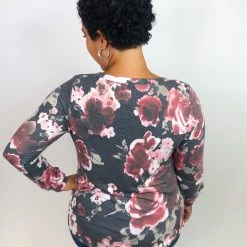 Iris & Rainbow Boutique #K688 Sparks Of Joy Floral Top