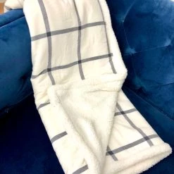 Iris & Rainbow Boutique #E31 Sherpa Blankets