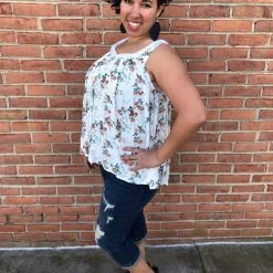 Iris & Rainbow Boutique New Arrivals #J222 May's Flowers Top (White)