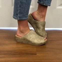 Iris & Rainbow New Arrivals #H100 Trinity Gold Leopard Mules