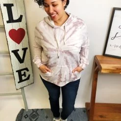 Iris & Rainbow Boutique New Arrivals #L581 Cozy Swirls Pullover