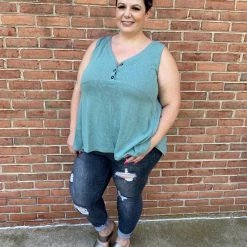 Iris & Rainbow Boutique New Arrivals #M544 Angeline Henley Tunic (Black)