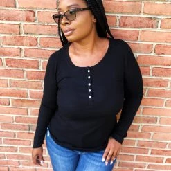 Iris & Rainbow Boutique New Arrivals #K660 Simply Sophisticated Long Sleeve Top (Black)