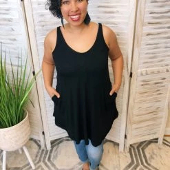 Iris & Rainbow Boutique #K57 Checkmate Sleeveless Top (Black)