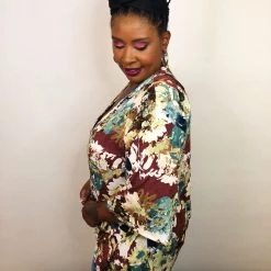 Iris & Rainbow Boutique #K643 Pushing Limits Floral Cardigan