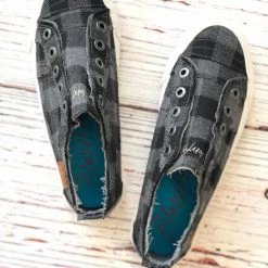 Iris & Rainbow Boutique #C88 Into The Woods Gray Check Plaid Shoes