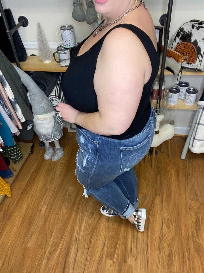 Iris & Rainbow Boutique #81 Beach Splash Judy Blue Boyfriend Jeans 5 Iris & Rainbow Boutique #81 Beach Splash Judy Blue Boyfriend Jeans