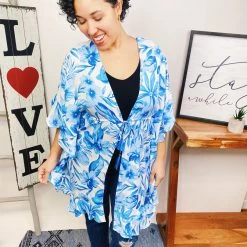 Iris & Rainbow Boutique #L906 Mon Amour Kimono (Blue)