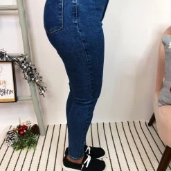 Iris & Rainbow Boutique #K842 Classic Movie Star Judy Blue Skinny Jeans New Arrivals