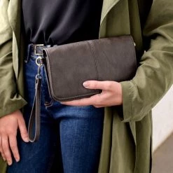 Iris & Rainbow Boutique #716 Mia's Crossbody Clutch New Arrivals