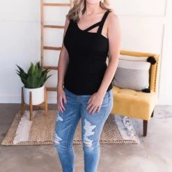 Iris & Rainbow Boutique New Arrivals #K452 Far Away Tank Top (Black)