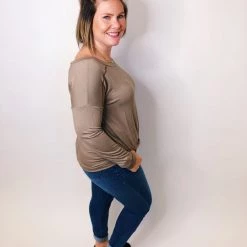 Iris & Rainbow Boutique New Arrivals #K582 Fall Back Lattice Top (MOCHA)