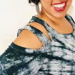 Iris & Rainbow Boutique #K243 Swirling Galaxy POL Top 18 Iris & Rainbow Boutique #K243 Swirling Galaxy POL Top